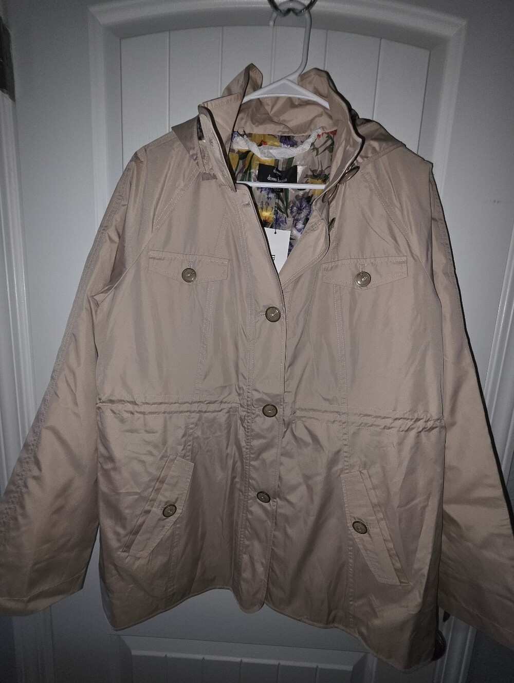 dennis basso Hooded Trench Coat MINT CONDITION Medium